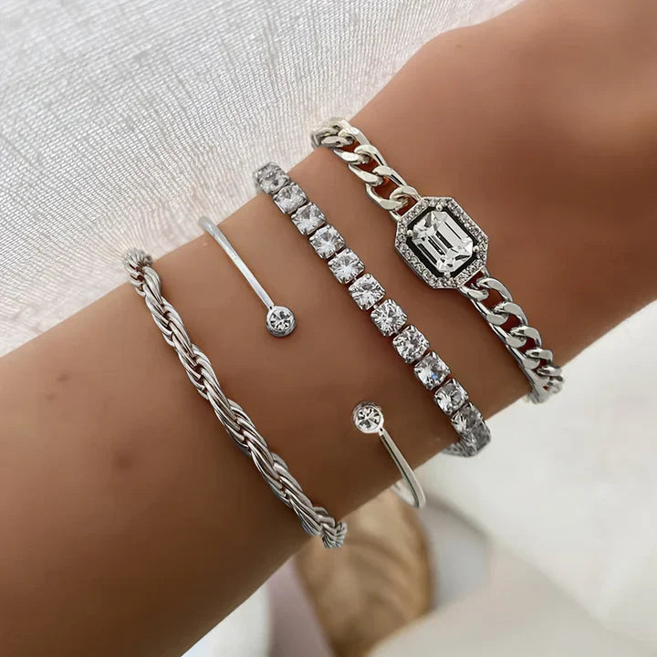 Domitia Calvina Bracelet Set | White Gold